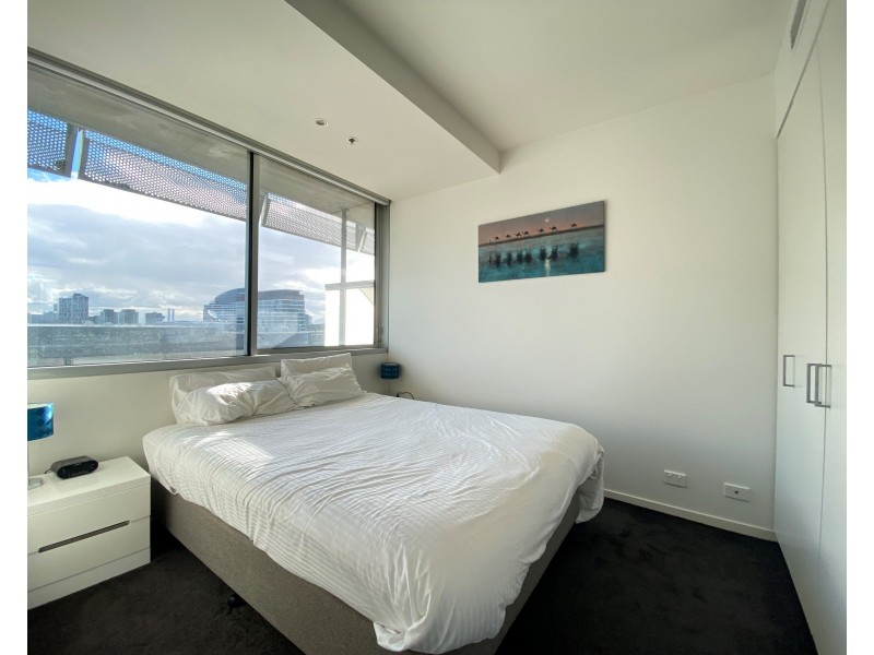 2003/620 Collins Street, Melbourne VIC 3000