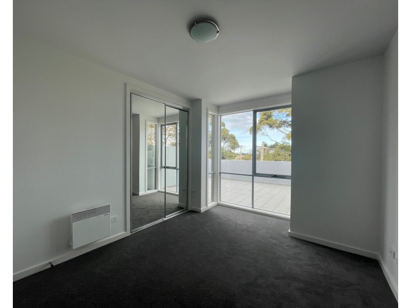 15/114 Mason Street, Newport VIC 3015