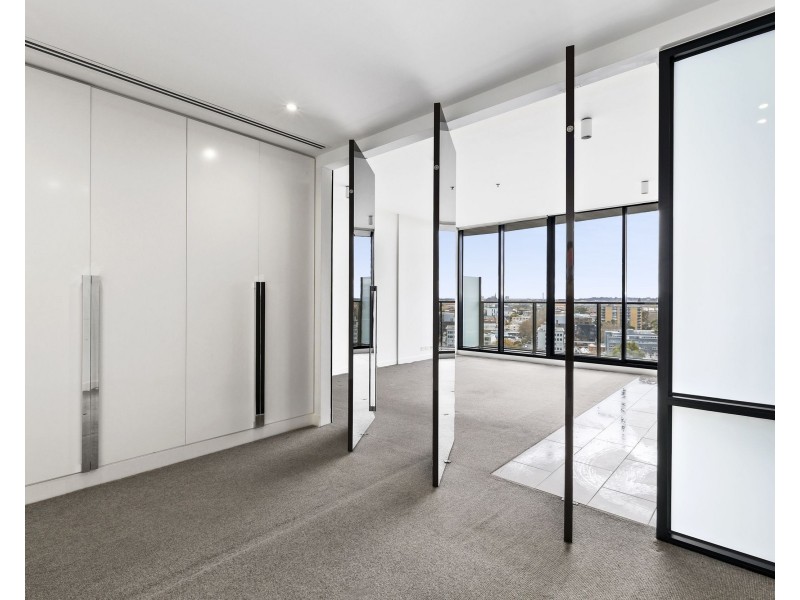 1008/1 Clara Street, South Yarra VIC 3141