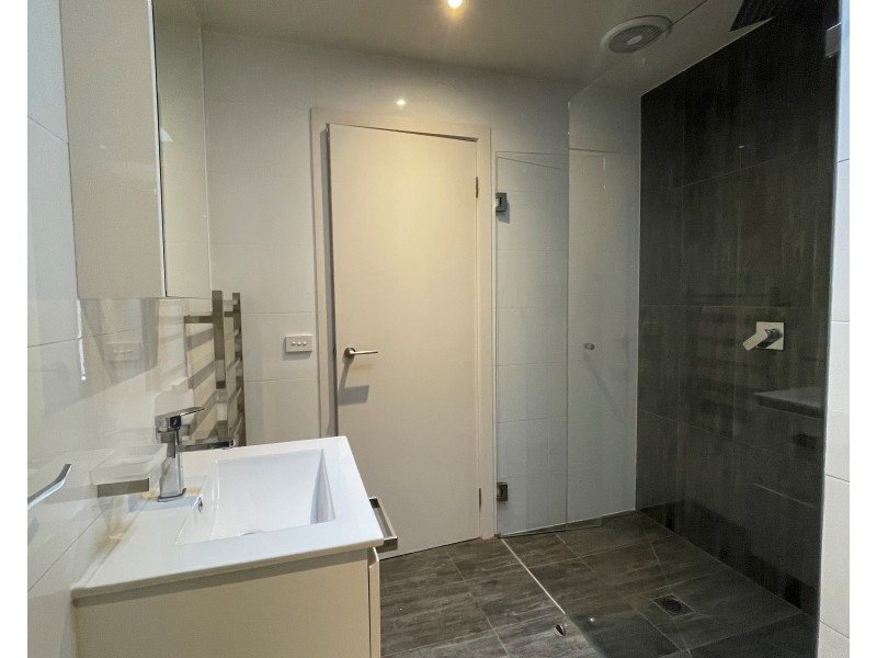 31A Carlisle Street, St Kilda VIC 3182