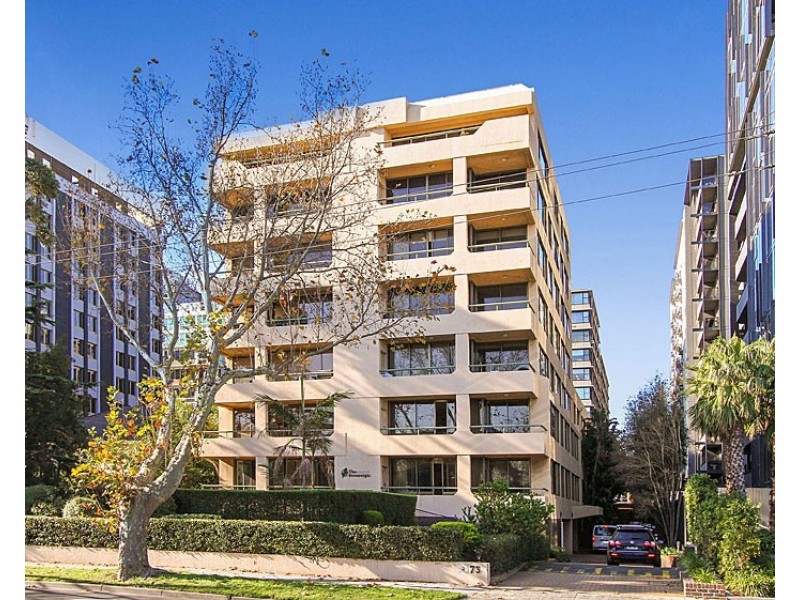 20/73 Queens Road, Melbourne VIC 3004