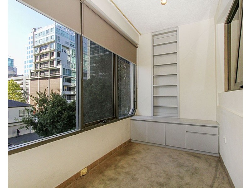 20/73 Queens Road, Melbourne VIC 3004