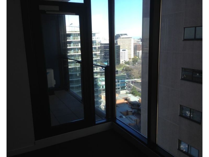 1813/50 Albert Road, South Melbourne VIC 3205