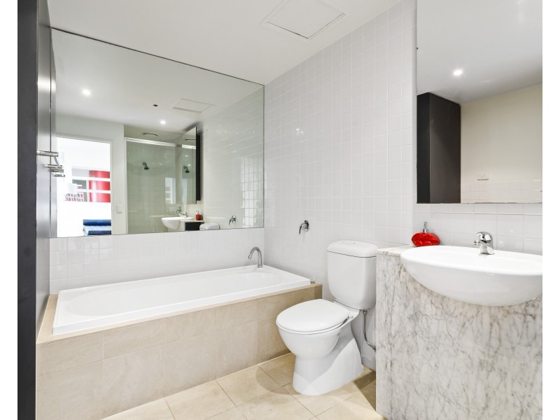 702/118 Russell Street, Melbourne VIC 3000