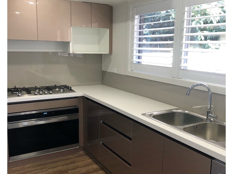 6/39 Hillside Grove, Airport West VIC 3042