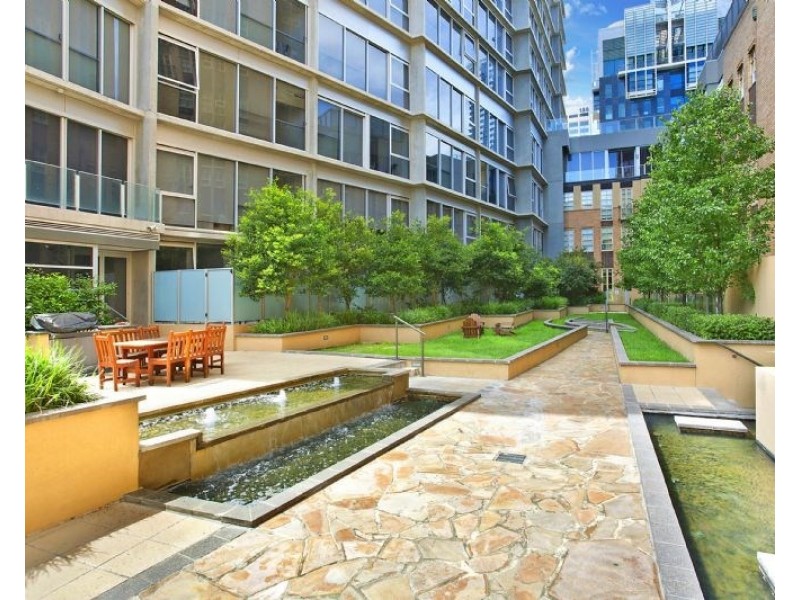 1703/68 La Trobe Street, Melbourne VIC 3000