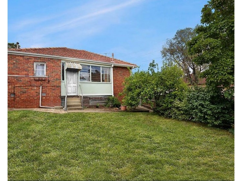 16 Ellenvale Avenue, Pascoe Vale South VIC 3044