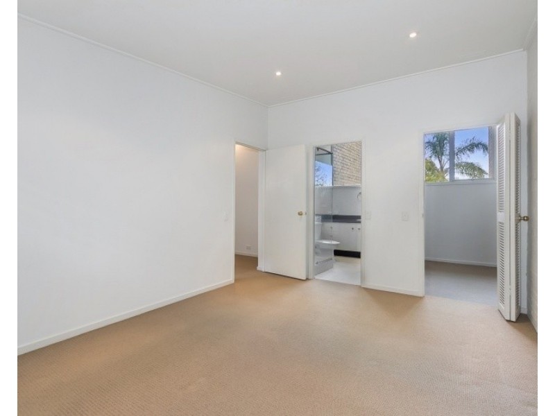 8/21 Kensington Road, South Yarra VIC 3141