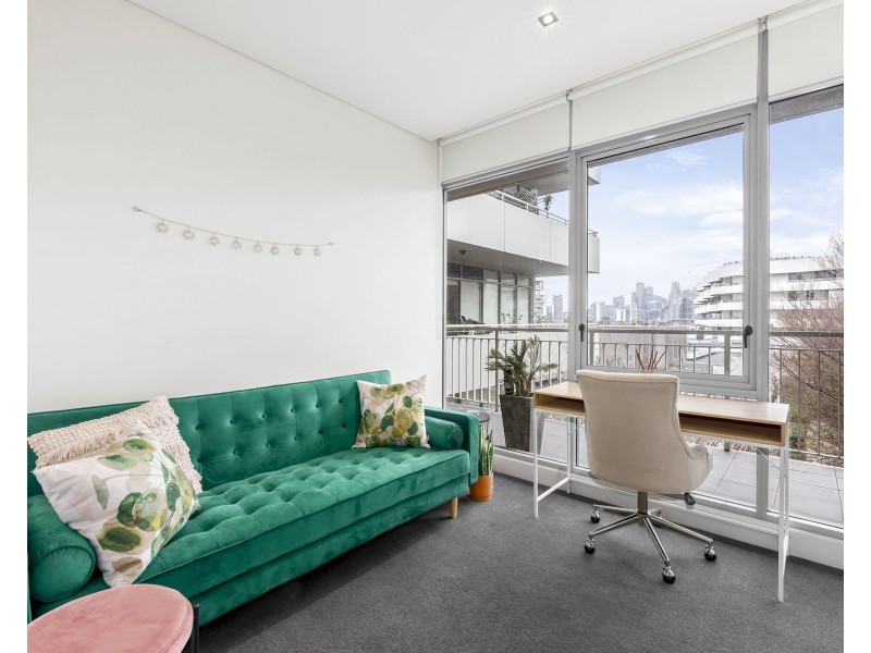 605/142 Rouse Street, Port Melbourne VIC 3207