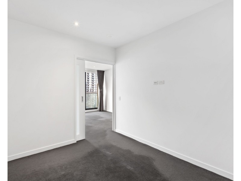2403/250 City Road, Southbank VIC 3006
