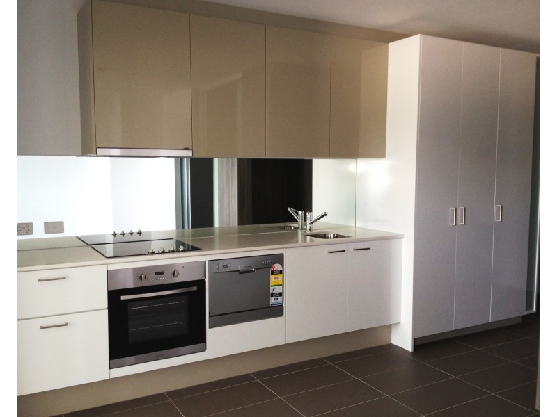 2413/220 Spencer Street, Melbourne VIC 3000