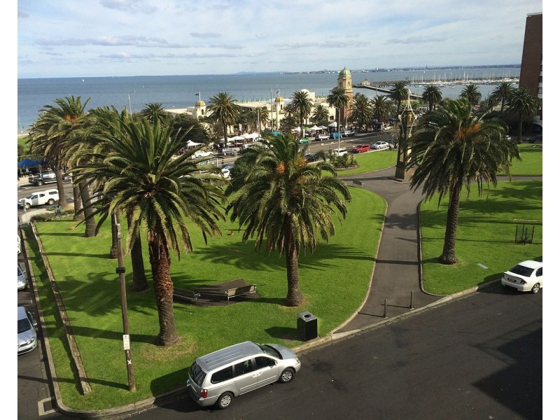 12/7 Alfred Square, St Kilda VIC 3182