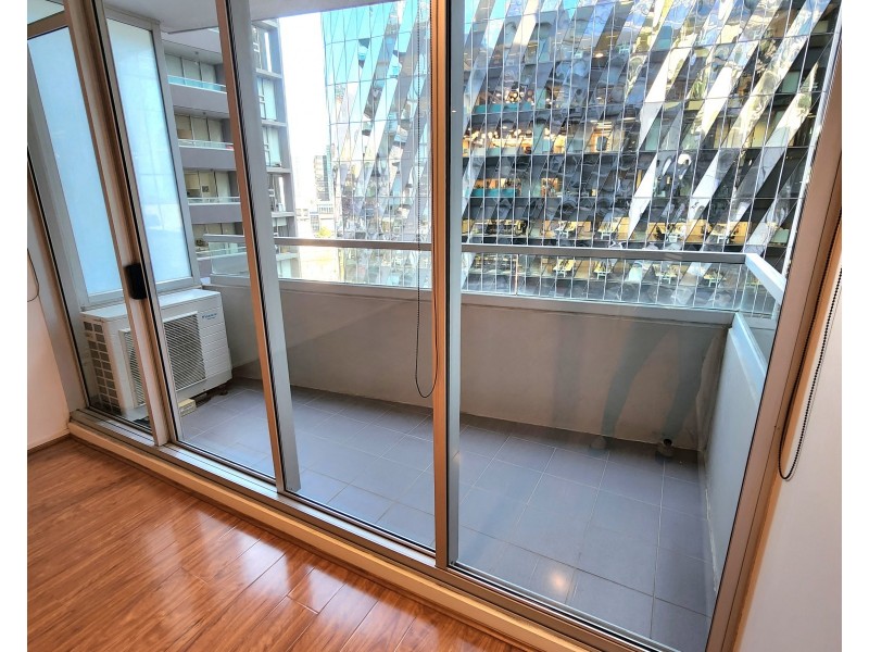 1112/8 McCrae Street, Docklands VIC 3008