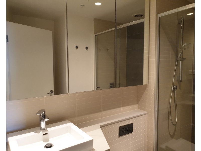 1002/1 Acacia Place, Abbotsford VIC 3067