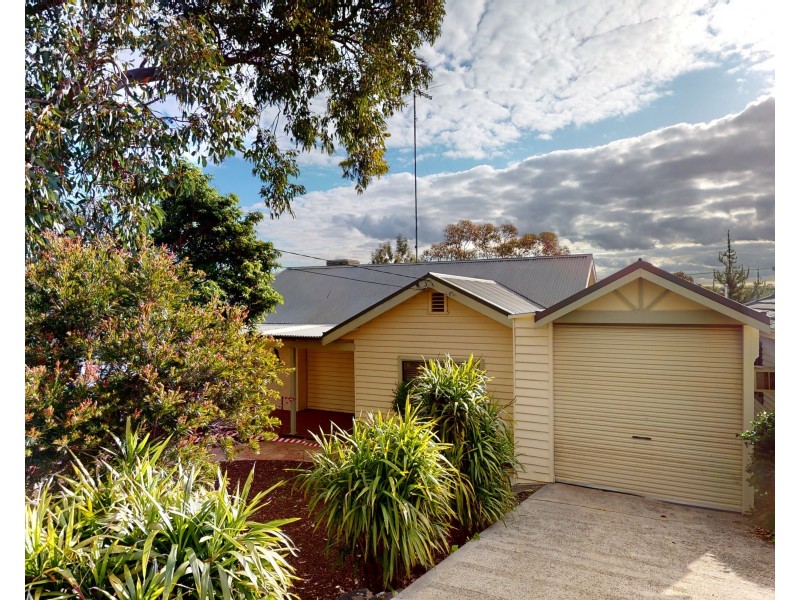 35 Clifton Street, Aberfeldie VIC 3040