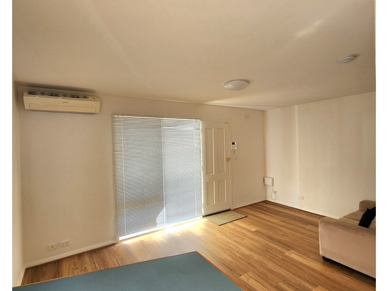 1/43 Barkly Street, Carlton VIC 3053