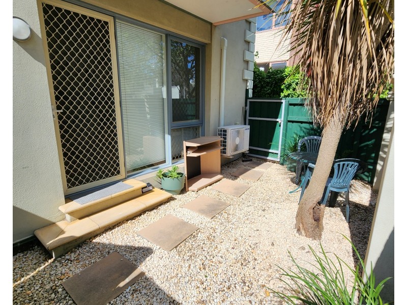 1/43 Barkly Street, Carlton VIC 3053