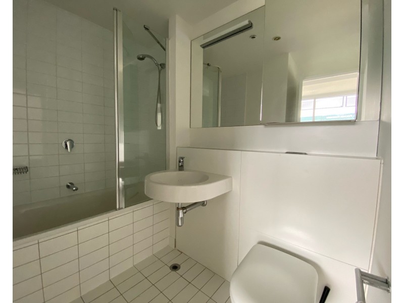 1202/620 Collins Street, Melbourne VIC 3000