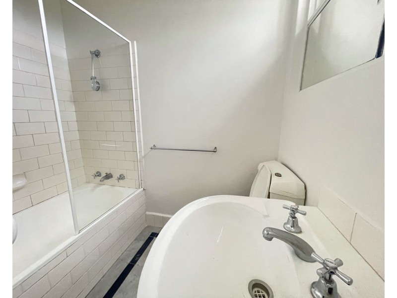 4/8-12 Pasley Street, South Yarra VIC 3141