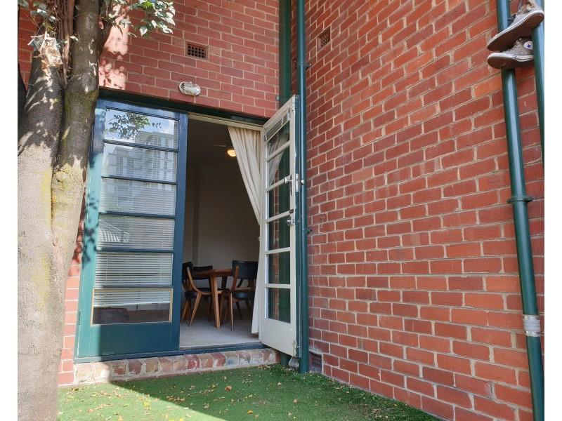 24/155 Powlett Street, East Melbourne VIC 3002