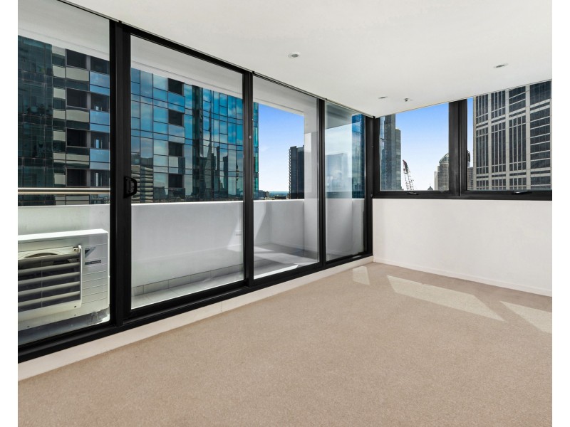 1907/8 Sutherland Street, Melbourne VIC 3000