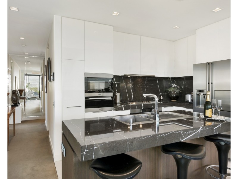 302/140 Gipps Street, East Melbourne VIC 3002