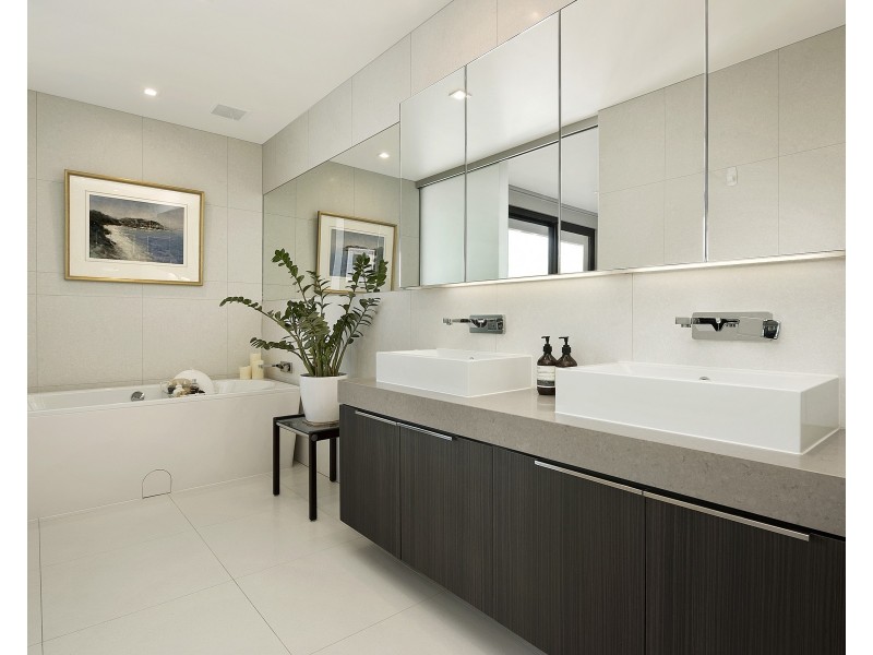 302/140 Gipps Street, East Melbourne VIC 3002