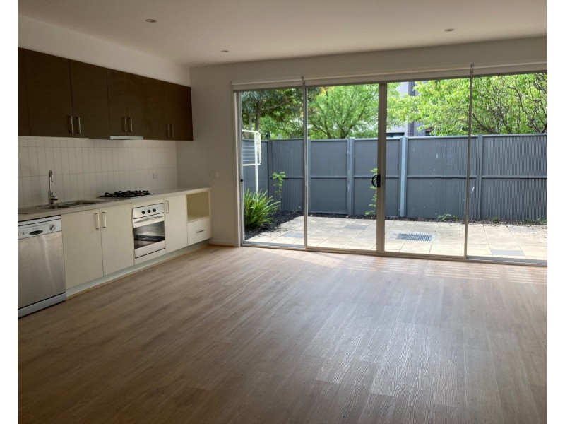 19 Raven Lane, Maribyrnong VIC 3032