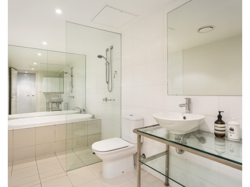 14/61 Mackenzie Street, Melbourne VIC 3000