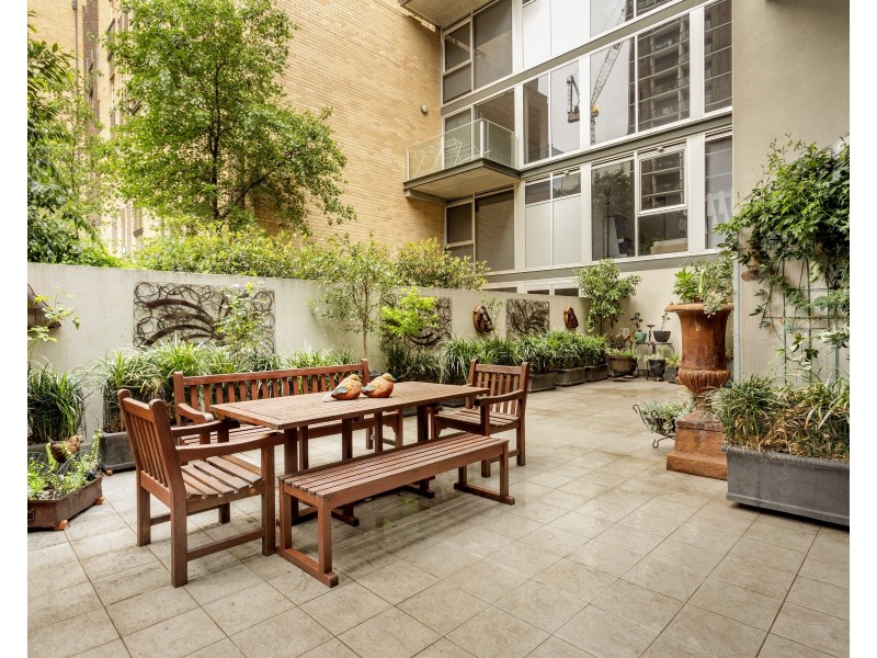 14/61 Mackenzie Street, Melbourne VIC 3000