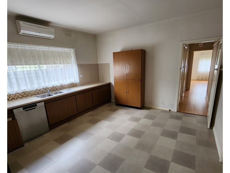 561 Pascoe Vale Road, Pascoe Vale VIC 3044