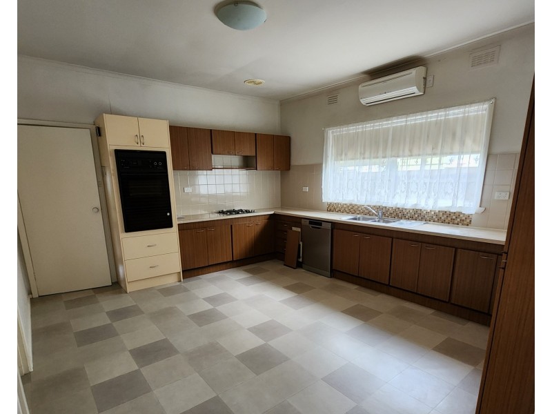 561 Pascoe Vale Road, Pascoe Vale VIC 3044