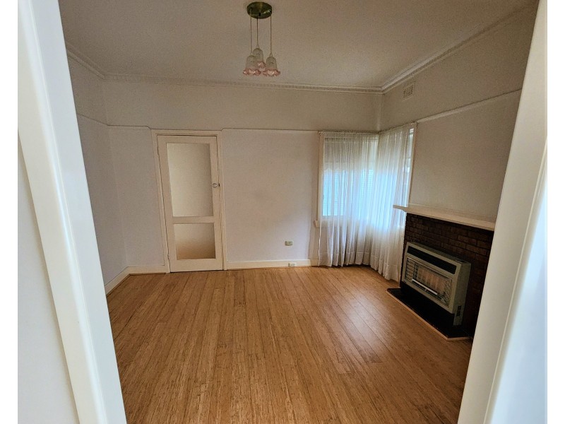 561 Pascoe Vale Road, Pascoe Vale VIC 3044