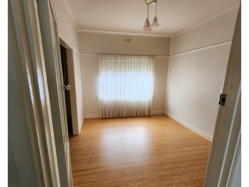 561 Pascoe Vale Road, Pascoe Vale VIC 3044