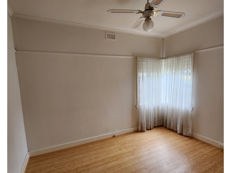 561 Pascoe Vale Road, Pascoe Vale VIC 3044