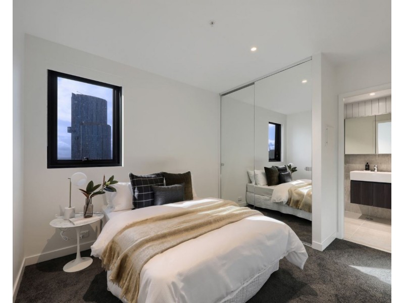 4302/245 City Road, Southbank VIC 3006