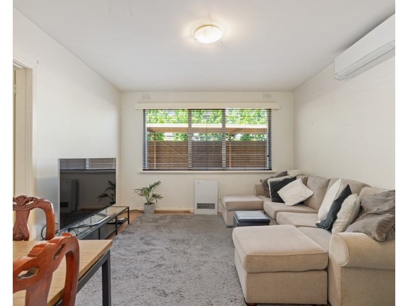 1/7 Ripon Grove, Elsternwick VIC 3185