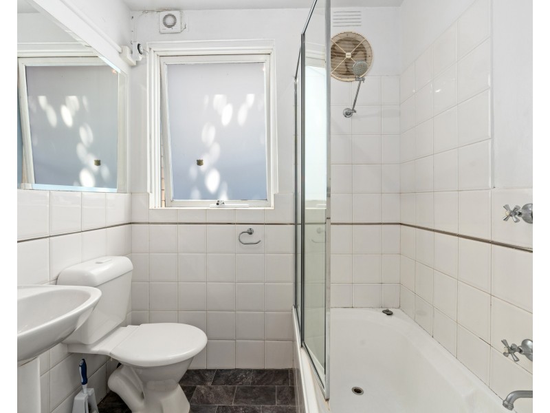 1/7 Ripon Grove, Elsternwick VIC 3185