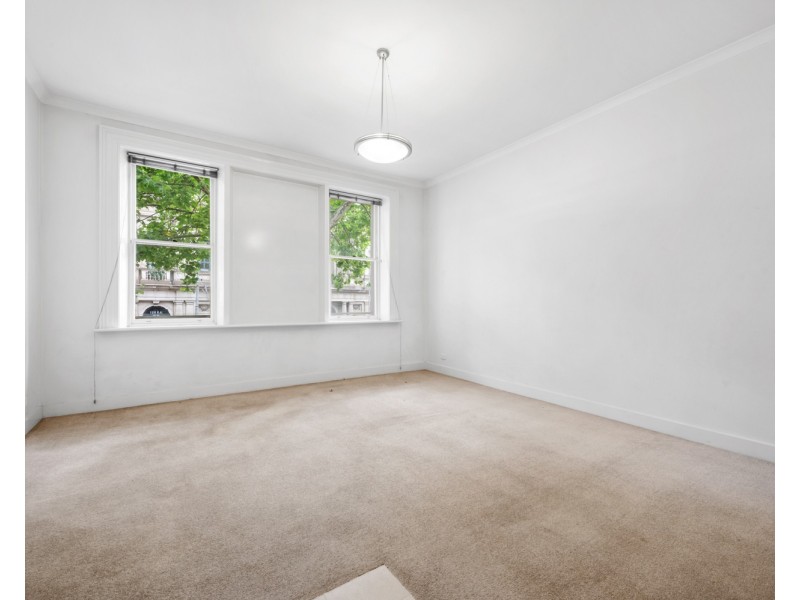 1/20 Somerset Place, Melbourne VIC 3004
