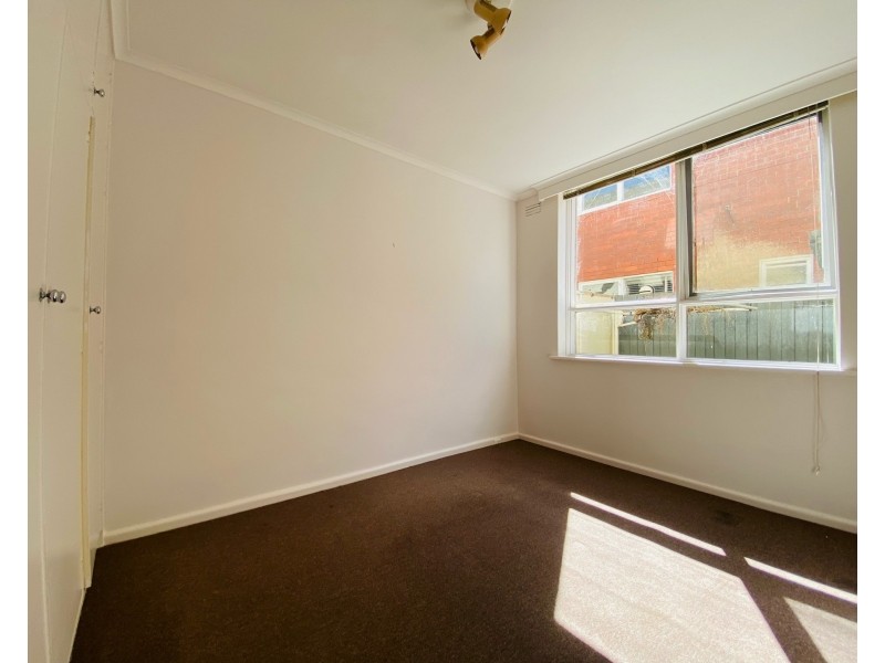 1/23 Balmoral Avenue, Brunswick East VIC 3057