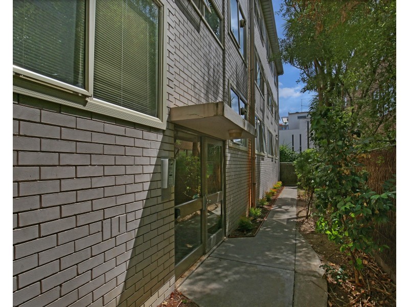 9/126 Albert Street, East Melbourne VIC 3002