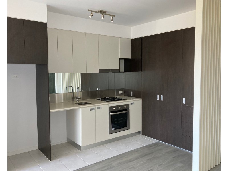 308/84 Altona Street, Kensington VIC 3031
