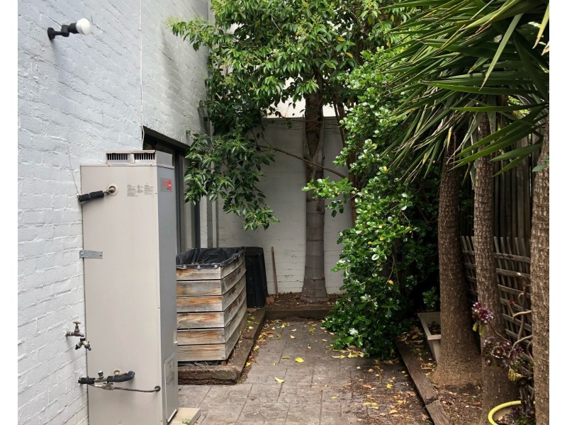 3/224 Barkly Street, Brunswick VIC 3056