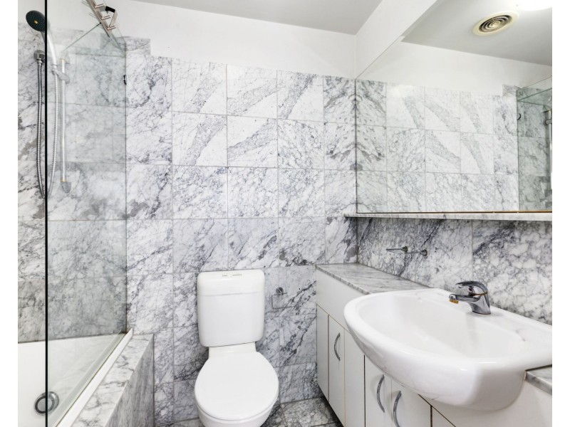 1017/118 Franklin Street, Melbourne VIC 3000