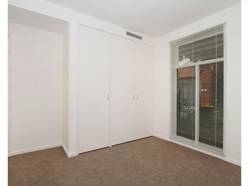 701/4 Acacia Place, Abbotsford VIC 3067