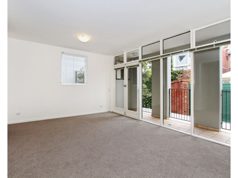 701/4 Acacia Place, Abbotsford VIC 3067