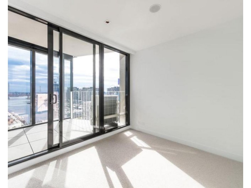 607/677 La Trobe Street, Docklands VIC 3008