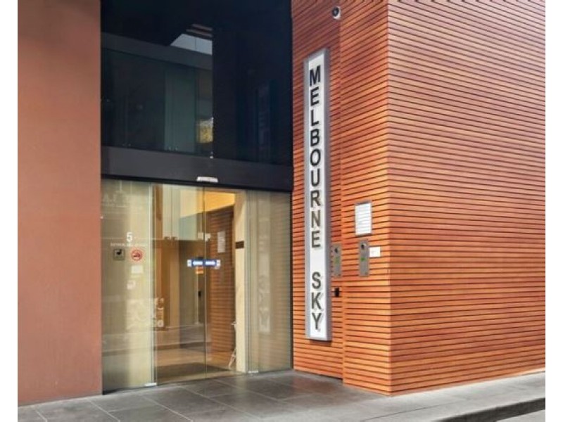 2202/5 Sutherland Street, Melbourne VIC 3000