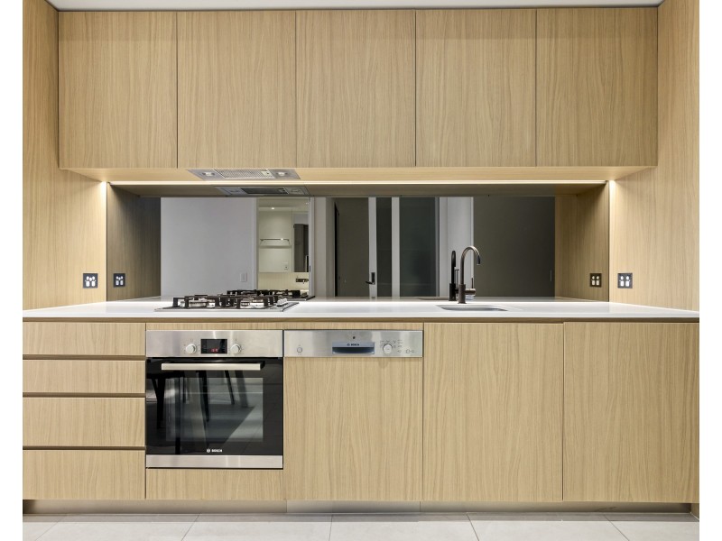 2010/120 Abeckett Street, Melbourne VIC 3000
