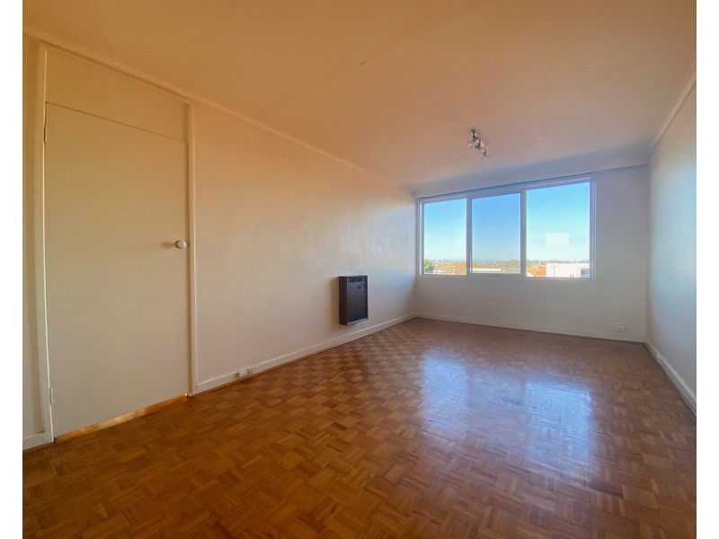 9/96 Glass Street, Essendon VIC 3040